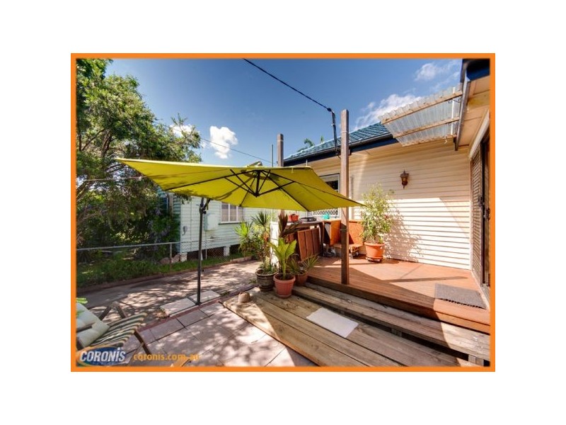 14 Brennan Street, Stafford QLD 4053