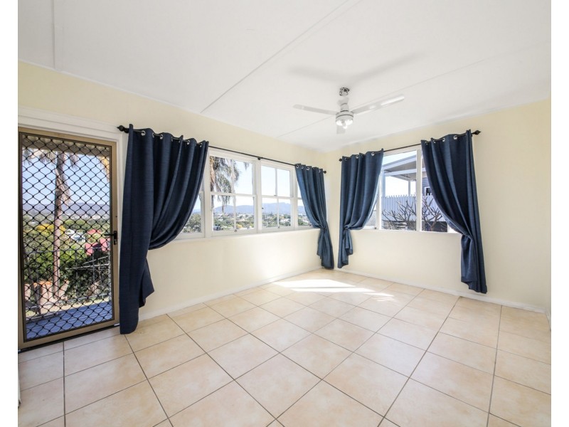 1/2 Murray Street, Red Hill QLD 4059