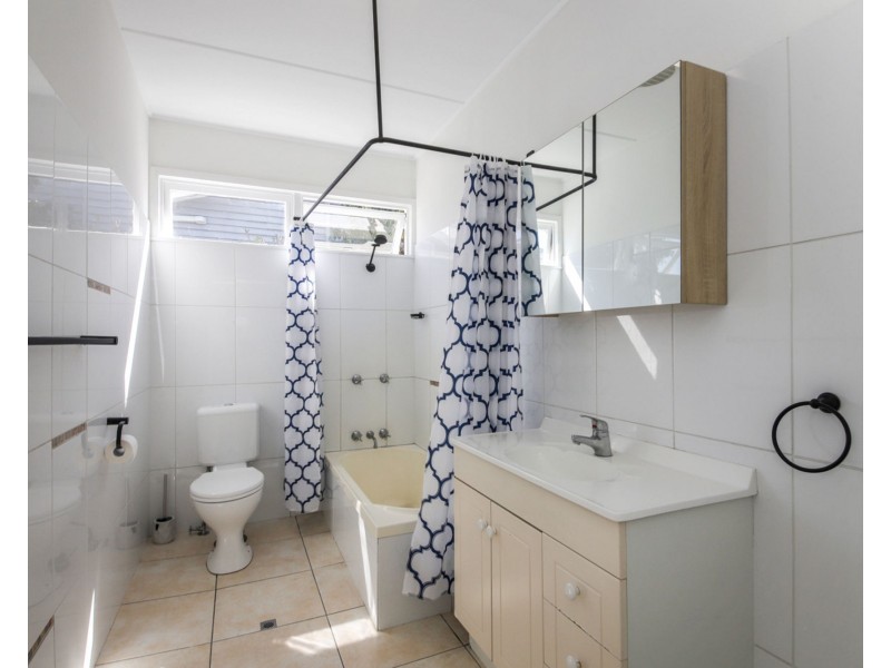 1/2 Murray Street, Red Hill QLD 4059