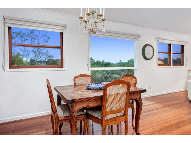 9 Hanworth Street, East Brisbane QLD 4169