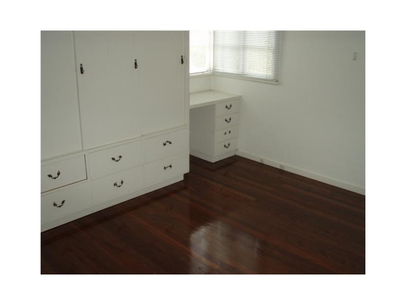 36 Lorward Avenue, Bardon QLD 4065