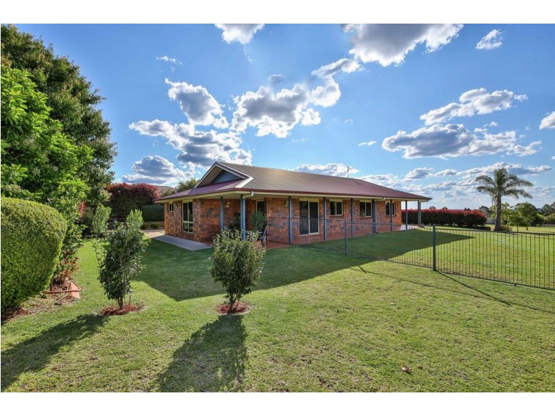 5 Cole Drive, Highfields QLD 4352
