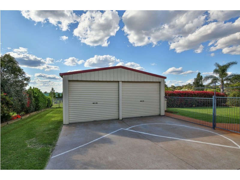5 Cole Drive, Highfields QLD 4352