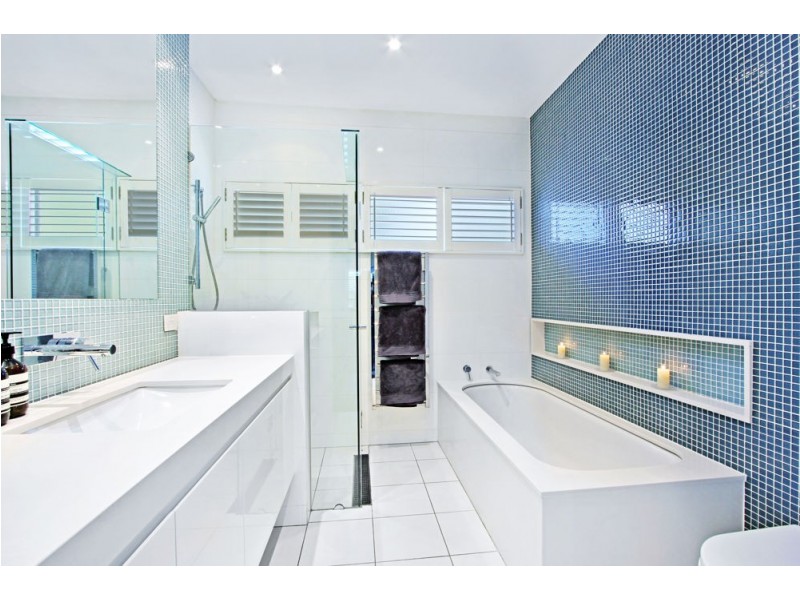 38a Grays Road, Hamilton QLD 4007