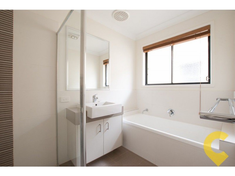 25 Enoggera Road, Newmarket QLD 4051