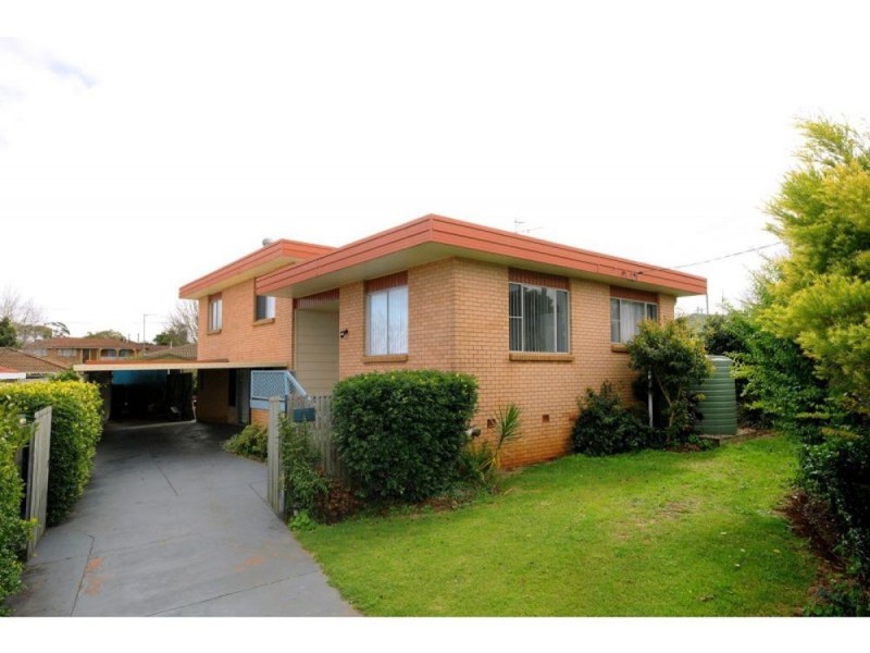 69 Knockator Crescent, Centenary Heights QLD 4350