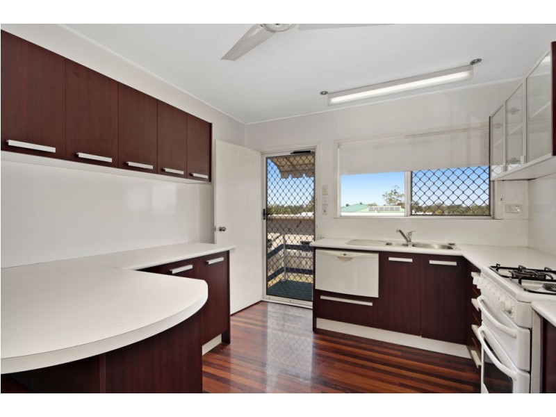 4 Gray St, Carina QLD 4152