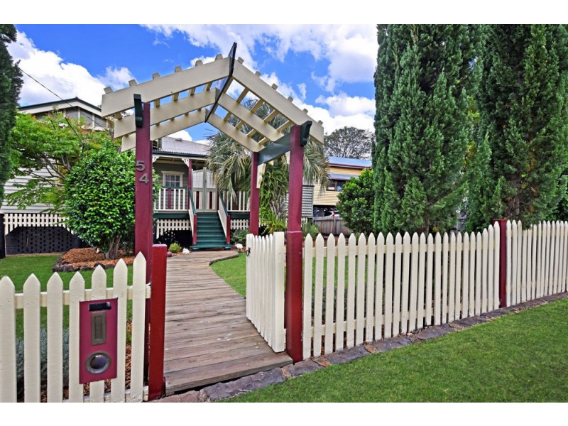 54 Phillip Street, South Toowoomba QLD 4350
