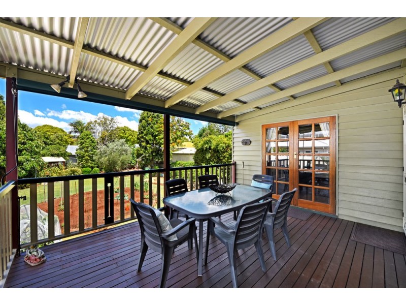54 Phillip Street, South Toowoomba QLD 4350