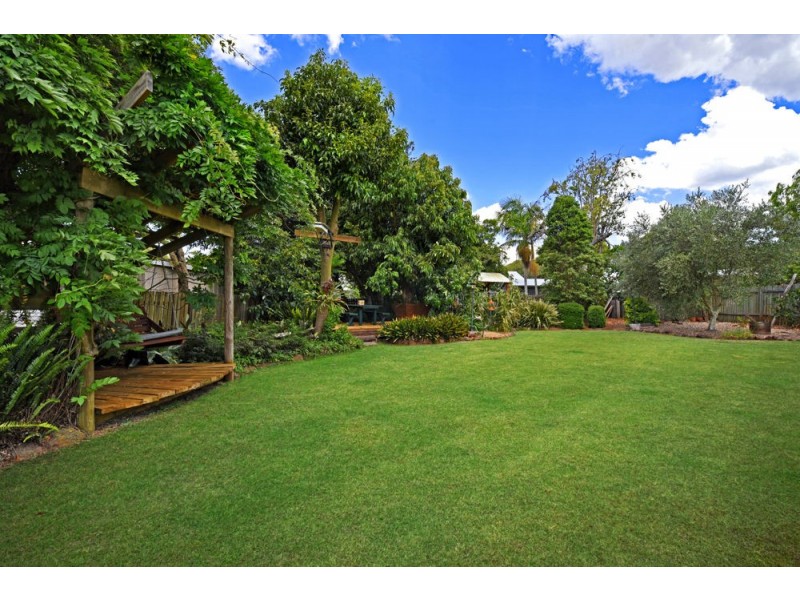 54 Phillip Street, South Toowoomba QLD 4350