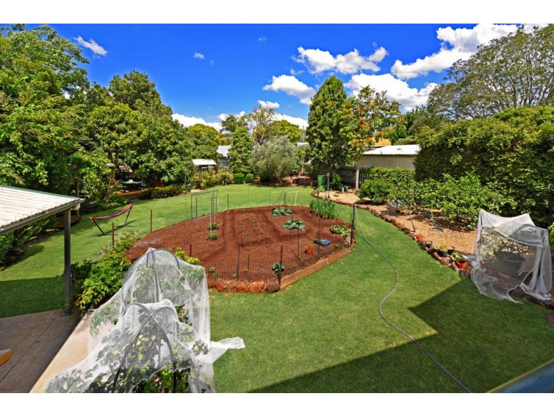 54 Phillip Street, South Toowoomba QLD 4350