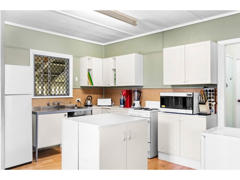 642 Hamilton Road, Chermside West QLD 4032