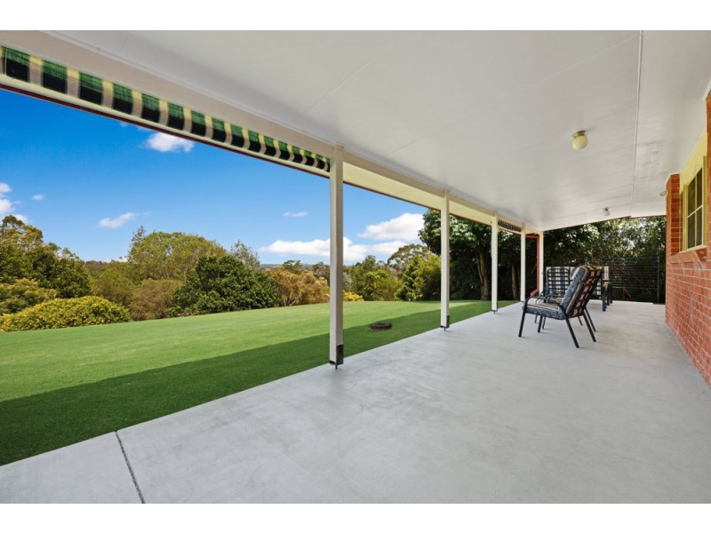 17 Palmer Drive, Highfields QLD 4352