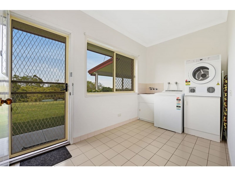 17 Palmer Drive, Highfields QLD 4352