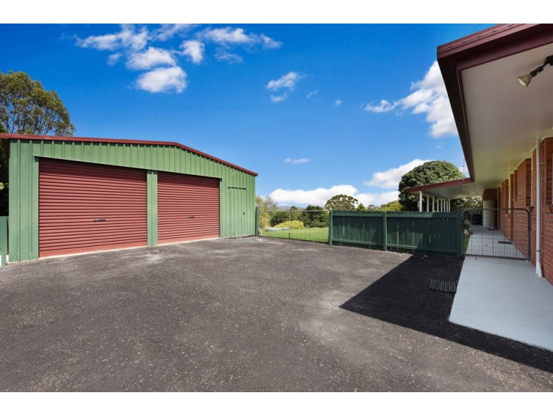 17 Palmer Drive, Highfields QLD 4352