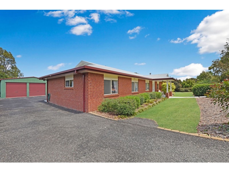 17 Palmer Drive, Highfields QLD 4352