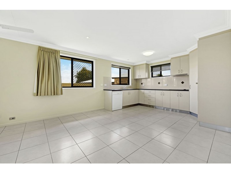 12 Patrick Street, Harristown QLD 4350