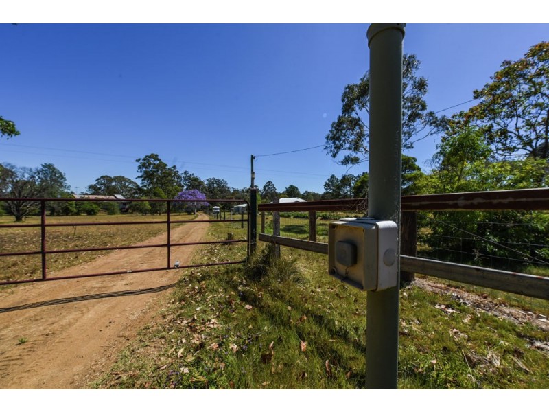 19 Costello Road, Cabarlah QLD 4352