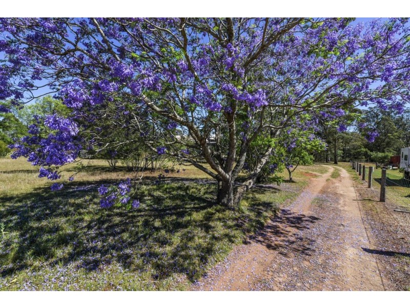 19 Costello Road, Cabarlah QLD 4352