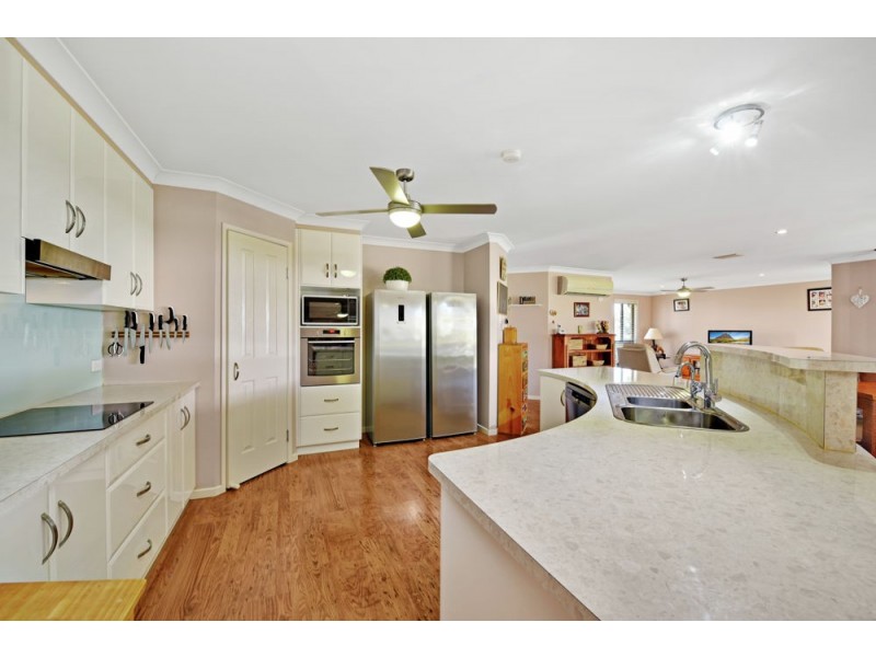 20 Kookaburra Court, Meringandan West QLD 4352
