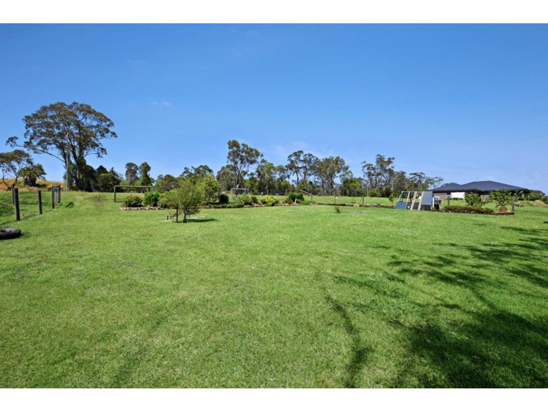 20 Kookaburra Court, Meringandan West QLD 4352