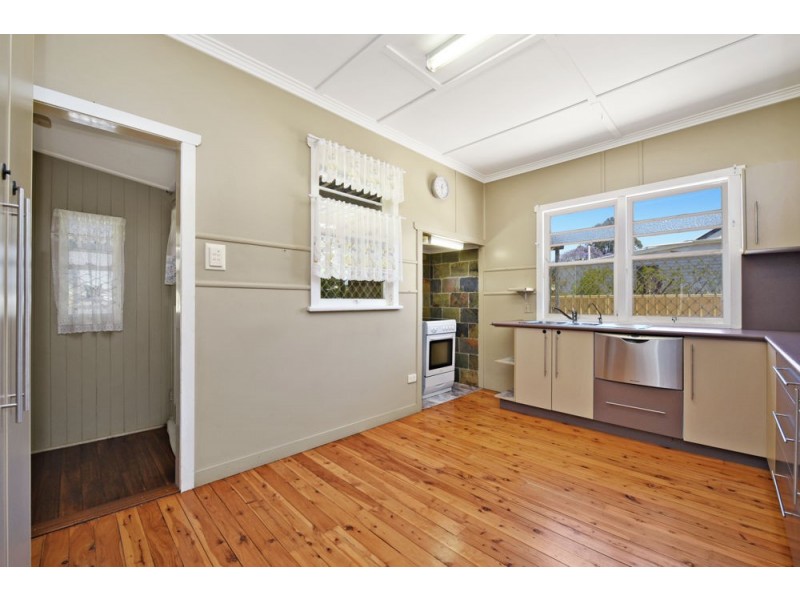 2 Ranfurley Street, Newtown QLD 4350