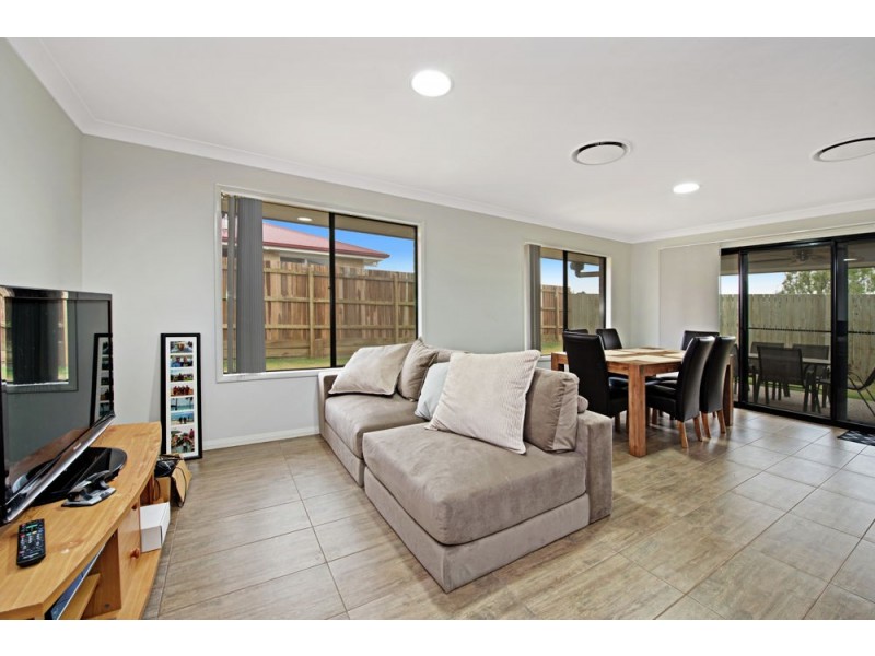 57 Shelby Street, Glenvale QLD 4350