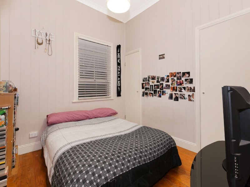 15 Storie Street, Red Hill QLD 4059