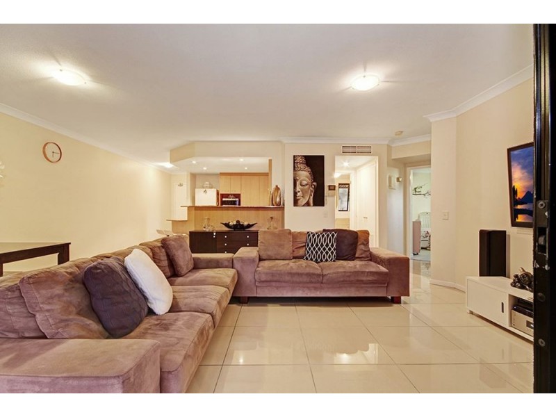 3/64 Lambert Street, Kangaroo Point QLD 4169