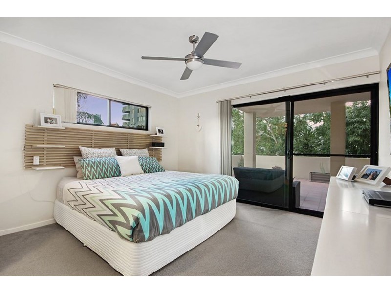 3/64 Lambert Street, Kangaroo Point QLD 4169