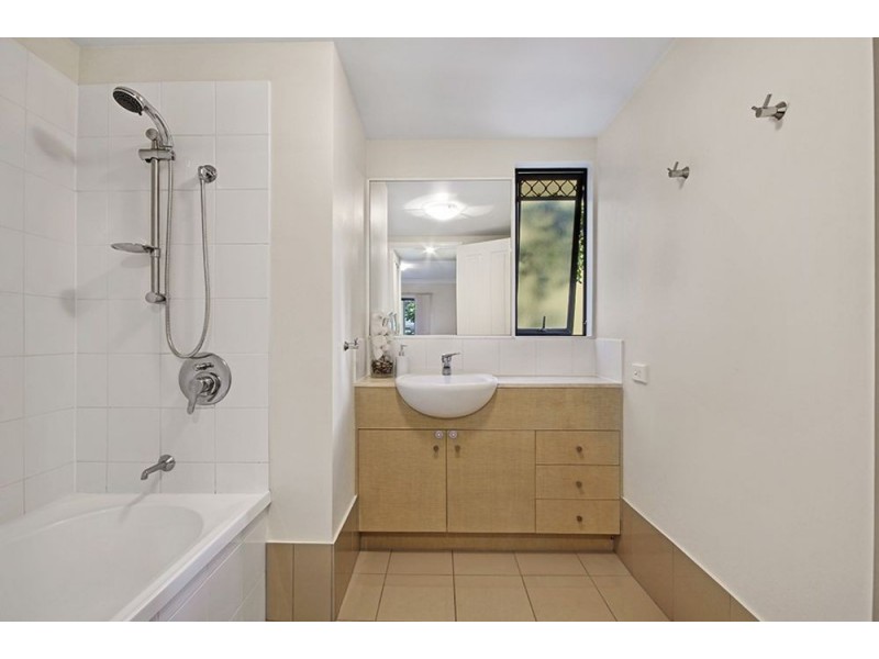 3/64 Lambert Street, Kangaroo Point QLD 4169
