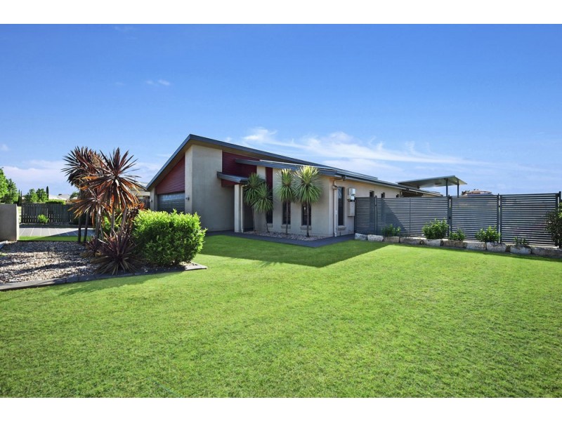 2 Prospect Terrace, Highfields QLD 4352