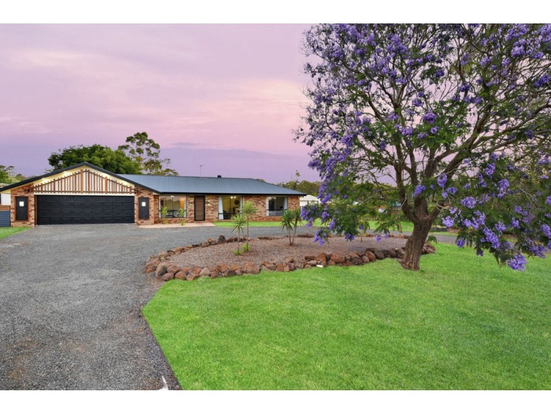 3 Delvue Crescent, Highfields QLD 4352