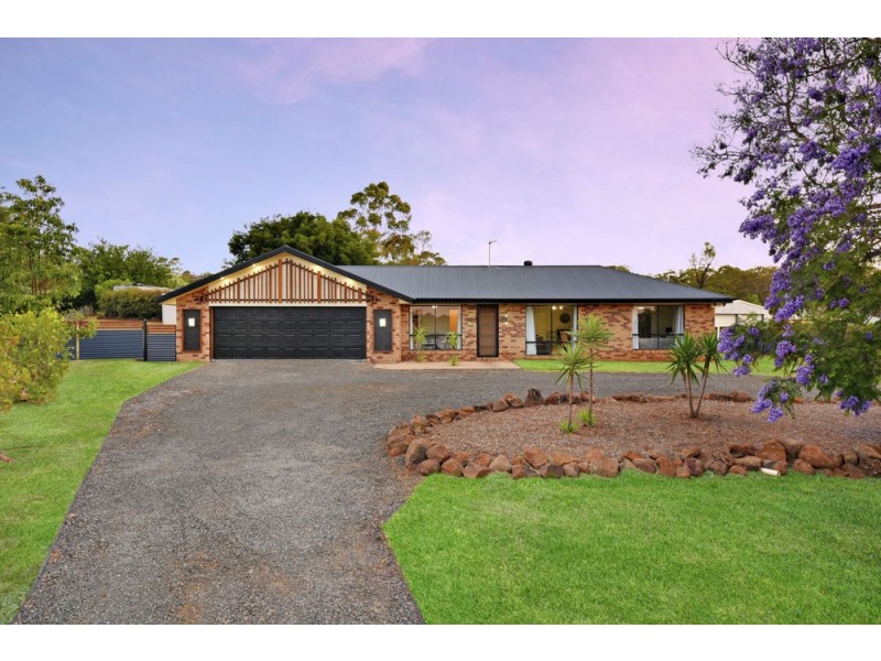 3 Delvue Crescent, Highfields QLD 4352