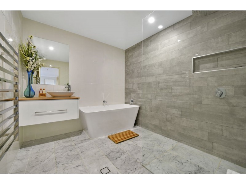 3 Delvue Crescent, Highfields QLD 4352