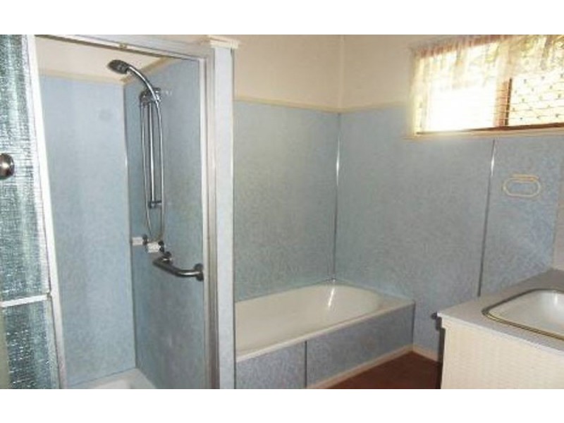 45 Llewellyn Street, Centenary Heights QLD 4350