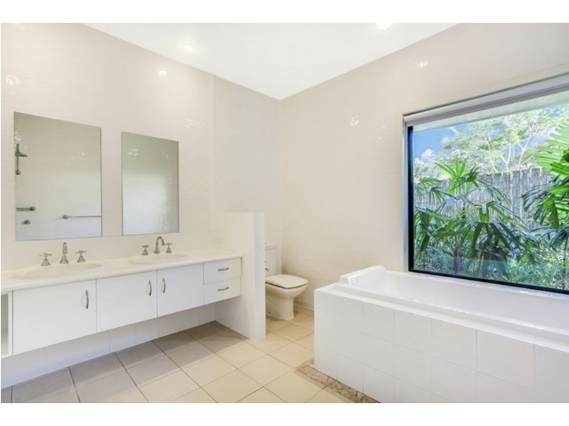 54 Goodwood Street, Hendra QLD 4011