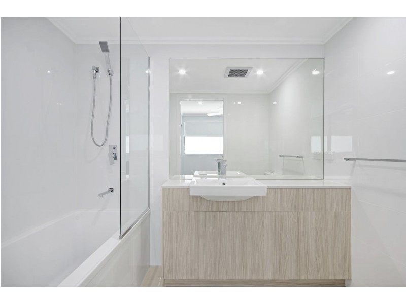 5/36 Eighth Ave, Coorparoo QLD 4151