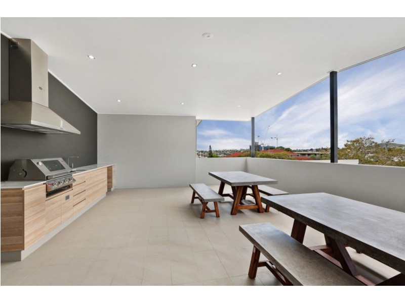 5/36 Eighth Ave, Coorparoo QLD 4151