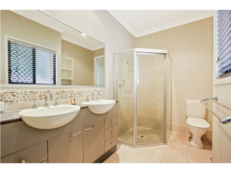 11 Silky Oak Drive, Brookwater QLD 4300