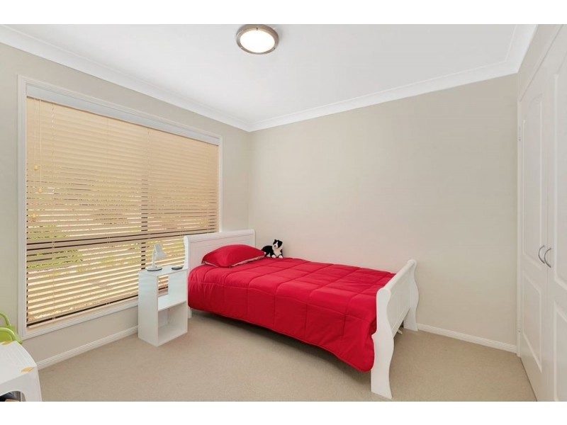 14 Holly Avenue, Highfields QLD 4352