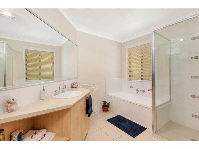14 Holly Avenue, Highfields QLD 4352