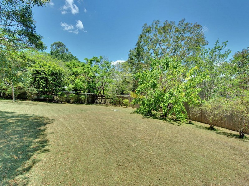 20 Zambesi Street, Riverhills QLD 4074