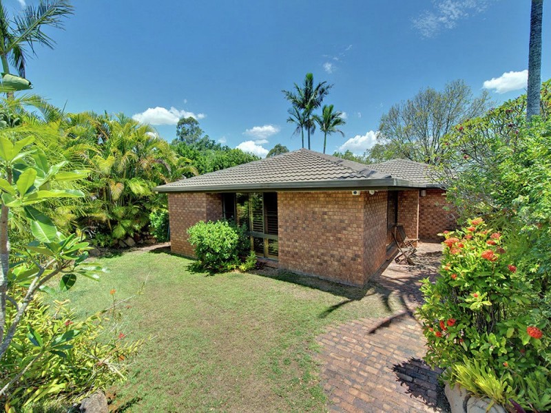 20 Zambesi Street, Riverhills QLD 4074