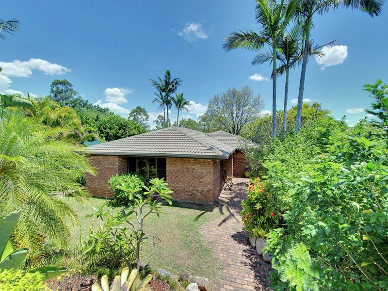 20 Zambesi Street, Riverhills QLD 4074