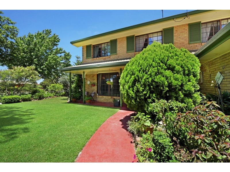 20 Kingsford Smith Drive, Wilsonton QLD 4350