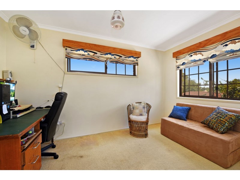 20 Kingsford Smith Drive, Wilsonton QLD 4350