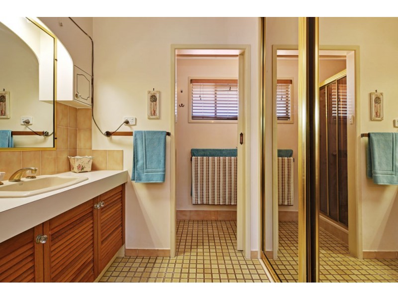 20 Kingsford Smith Drive, Wilsonton QLD 4350