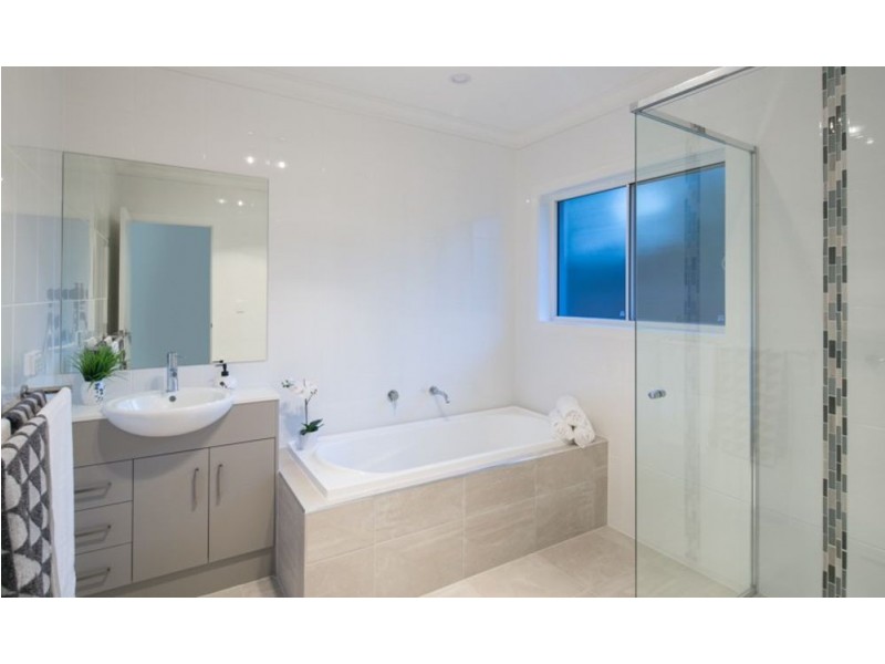 14A Claremont Street, Birkdale QLD 4159