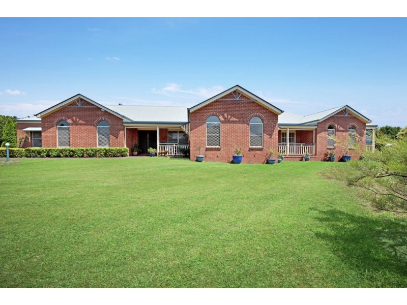 10 Stanley Parade, Highfields QLD 4352